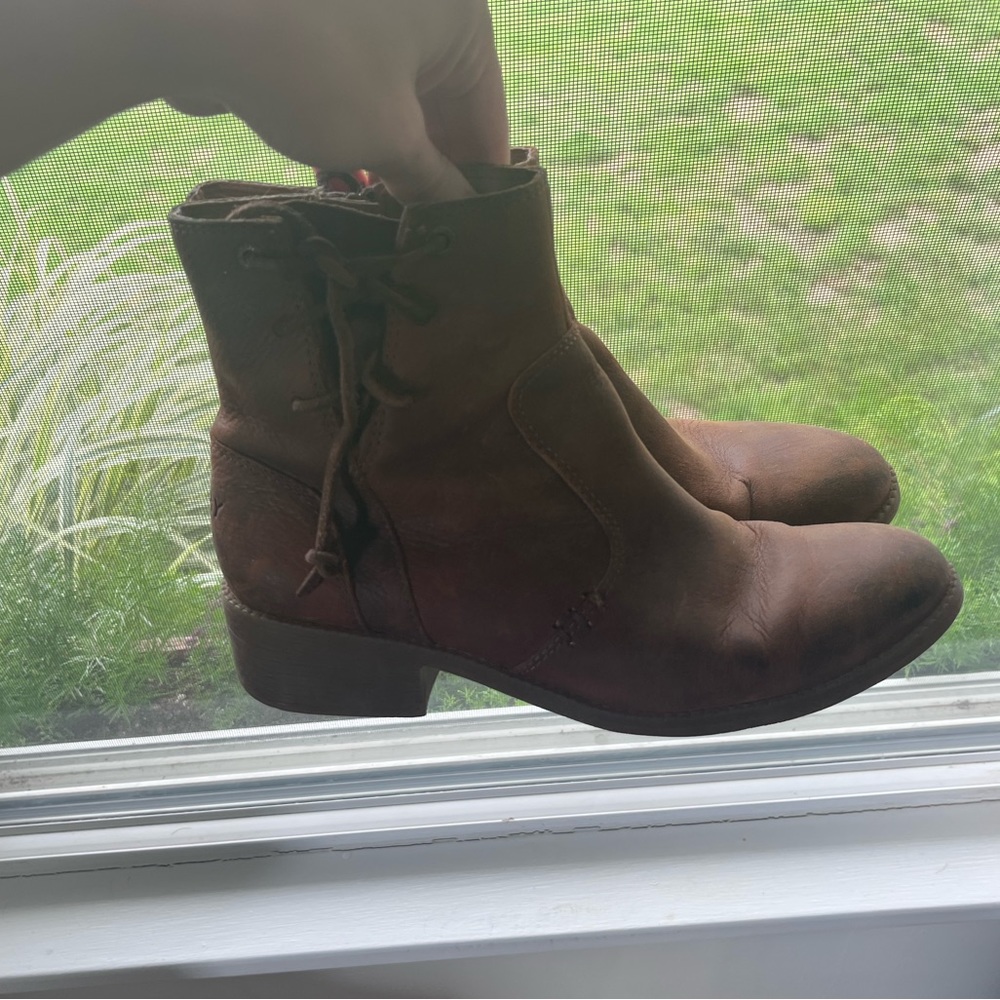 Chestnut Lucky Brand booties 8